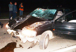 04/04/2008: Un muerto y un herido grave al chocar un auto a una moto.  El auto que protagonizo el tr�gico accidente. 